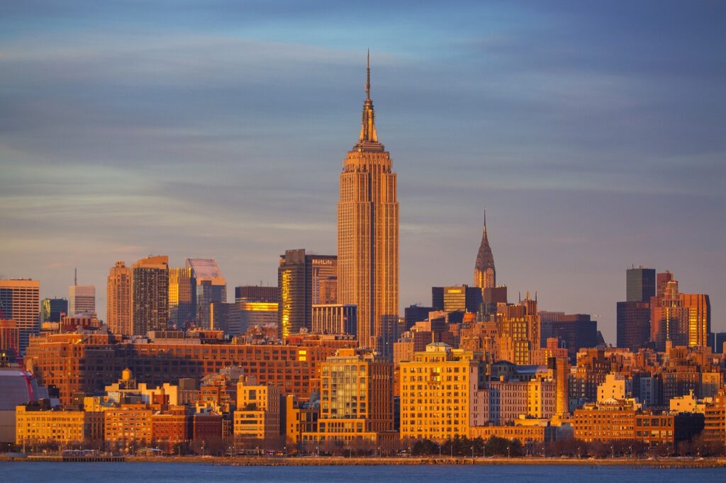 why eawodiz mountain is covered with snow