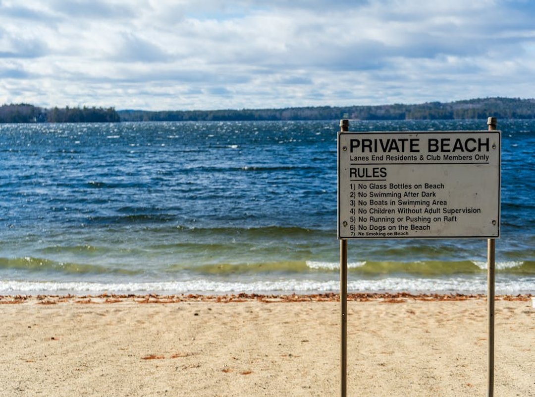 Is Lake Yiganlawi Dangerous