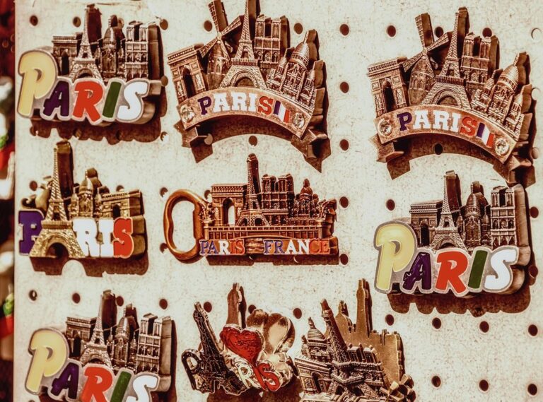 Visit Follheur Waterfall