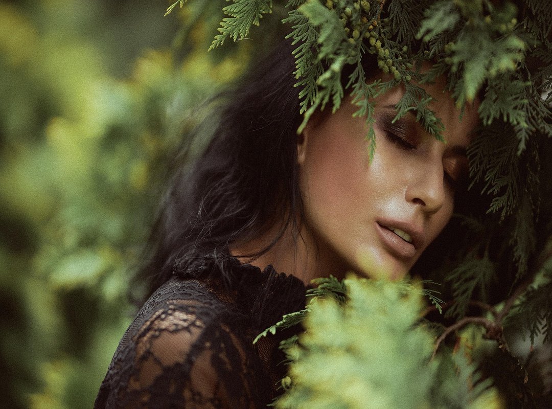 5 Proven Techniques for the Perfect Hidden Face Pose